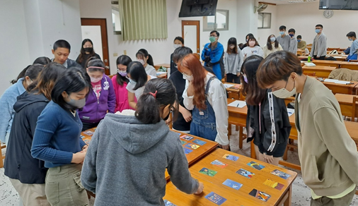 111.11.16「生命教育講座：如何用香氣懂我自己？」